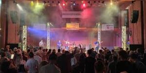 🎶 More Than a Stage: Chattanooga’s Music Scene Shines After Dark