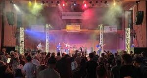 🎶 More Than a Stage: Chattanooga’s Music Scene Shines After Dark